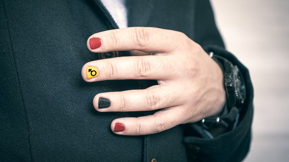 Einige Männer haben den Feminismus als neue Aufreißmasche für sich entdeckt – und schaden damit wieder den Frauen. Foto: IMAGO/Pond5 Images