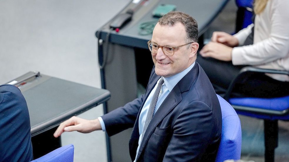 Hat Unionsfraktionschef Jens Spahn (CDU) womöglich auch wegen des anstehenden Urteils aus Karlsruhe die Vermögensverteilung als Problem adressiert? (Archivbild) Foto: Kay Nietfeld/dpa