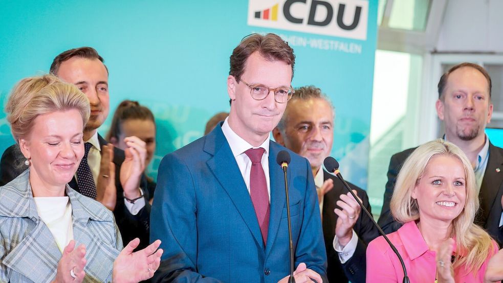 NRW-Ministerpräsident Hendrik Wüst (CDU) hat sich besorgt angesichts des starken Abschneidens der AfD geäußert, aber auch das Abschneiden der CDU gelobt. Foto: Christoph Reichwein