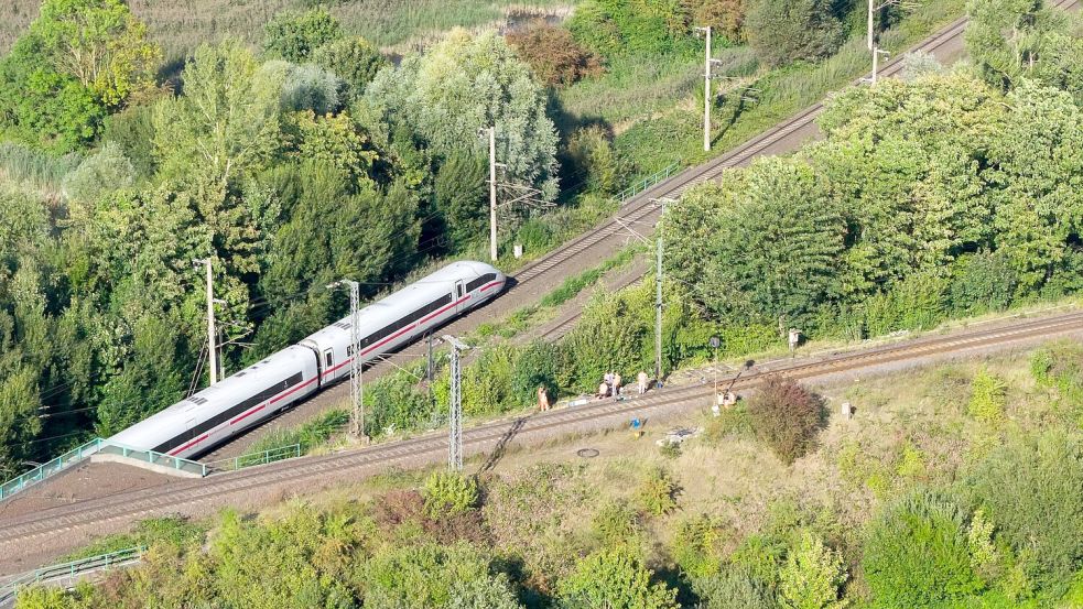 Verspätungen und Ausfälle prägten am Wochenende den Bahnverkehr zwischen Hannover und Berlin. Foto: Julian Stratenschulte