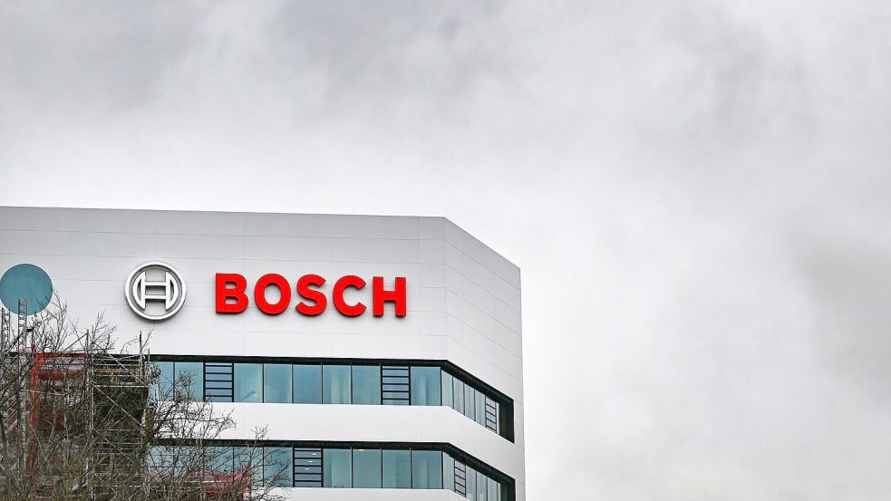 Der Autozulieferer Bosch muss noch mehr sparen als erwartet. (Archivbild) Foto: Bernd Weißbrod