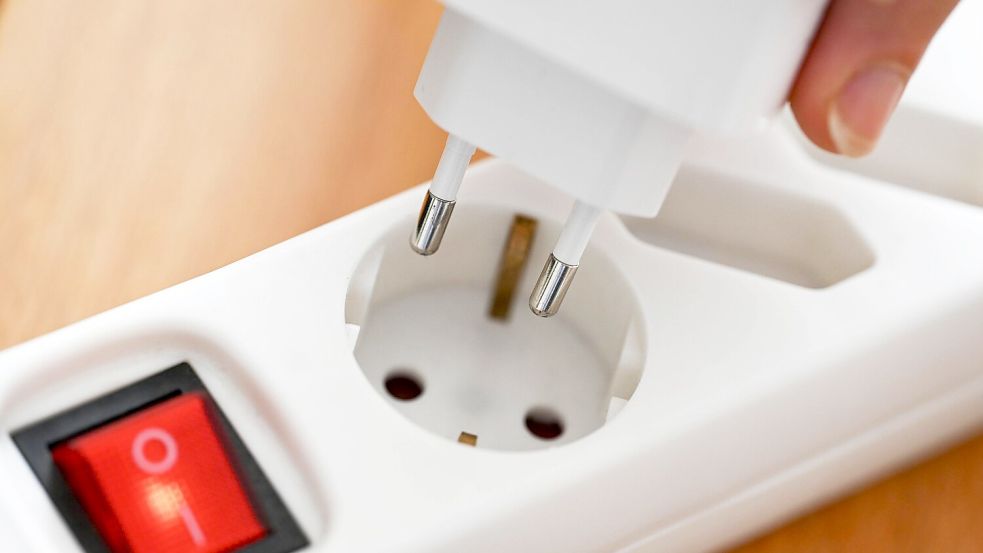 Die Stromrechnung sprengt bei vielen Haushalten das Budget. (Symbolbild) Foto: Bernd Weißbrod