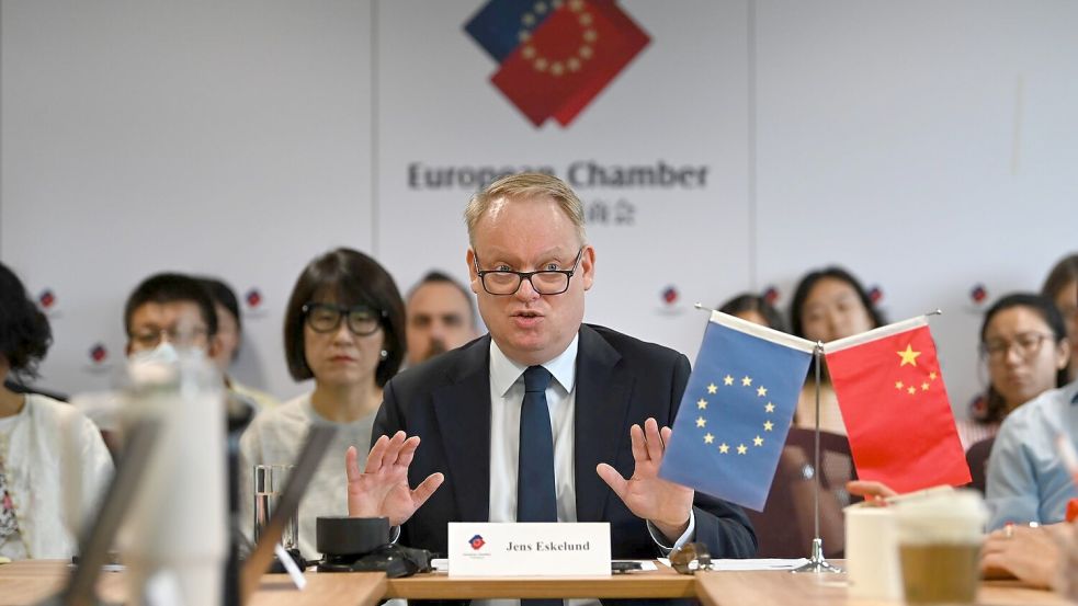 Die EU-Kammer gab auch weitere Informationen zur Lage um Exportkontrollen auf Seltene Erden. Foto: Johannes Neudecker/dpa/dpa-mag