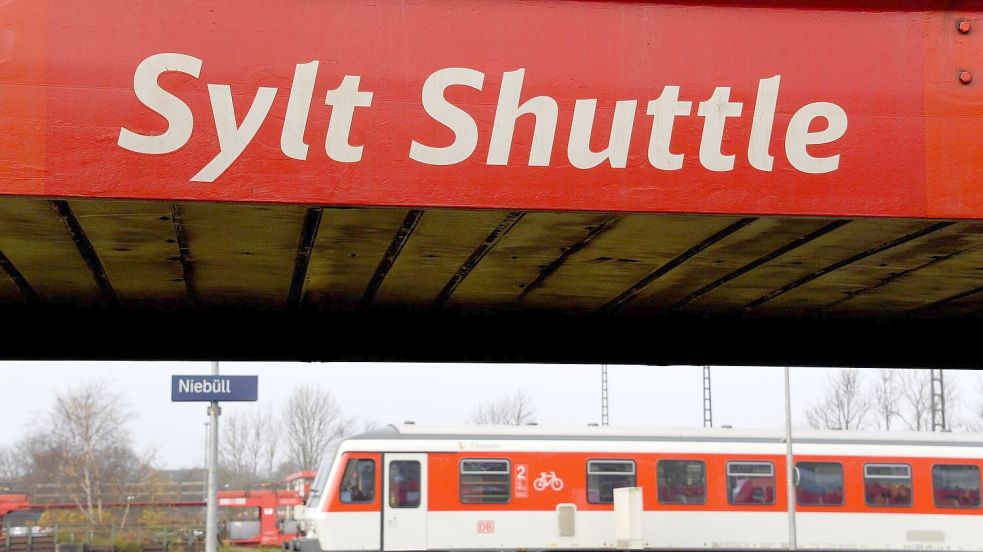 Die Reparsturarbeiten sind voraussichtlich morgen abgeschlossen(Archivbild). Foto: Carsten Rehder/dpa