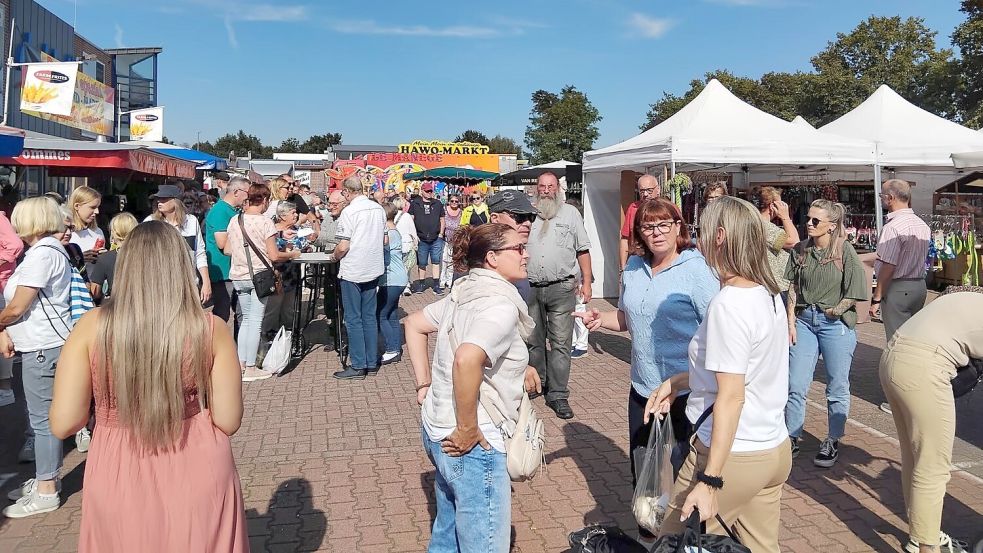 Der Holland-Markt ist immer gut besucht. Foto: Scherzer/Archiv
