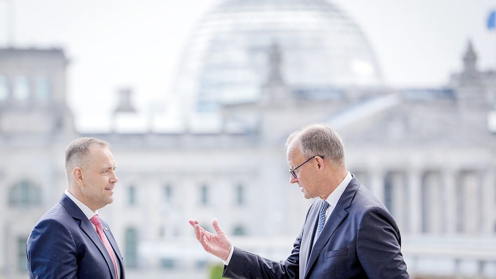 Belastbare Beziehung? Polens Staatspräsident Karol Nawrocki zu Besuch bei Bundeskanzler Friedrich Merz. Foto: dpa/Kay Nietfeld