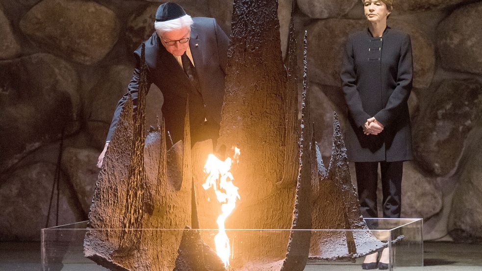 Ewige Flamme in Yad Vashem: Auch Bundespräsident Frank-Walter Steinmeier und seine Ehefrau haben dort der Opfer der Shoah gedacht. Foto: dpa/Bernd von Jutrczenka