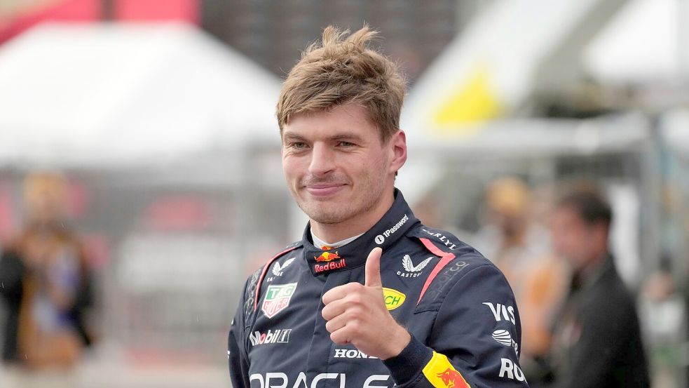 Keiner war schneller: Verstappen startet in Baku von der Pole. Foto: Darko Bandic/AP/dpa