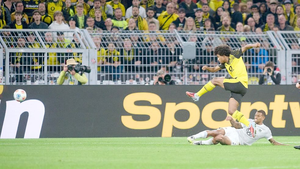 Brachte den BVB mit einem fulminanten Schuss in Führung: Karim Adeyemi. Foto: Bernd Thissen