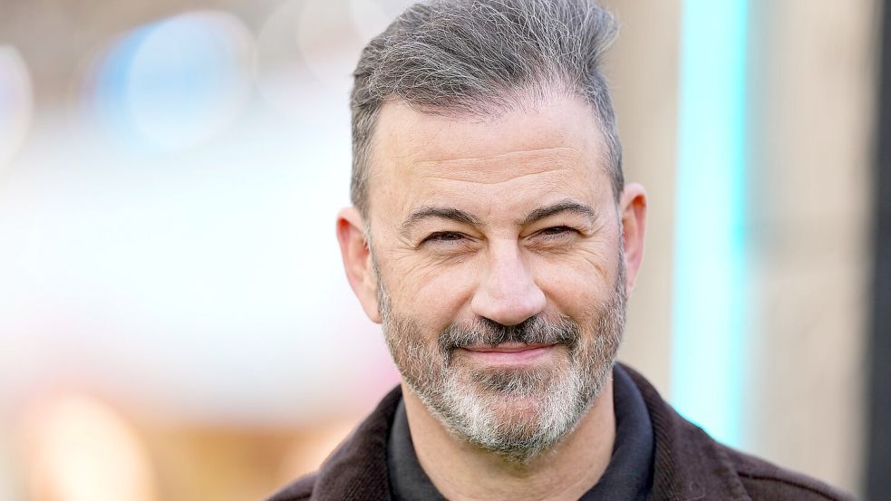 Jimmy Kimmel kommt ins US-Fernsehen zurück. (Archivbild) Foto: Scott A Garfitt/Invision/dpa