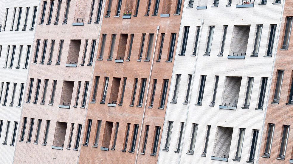 Auch außerhalb der großen Städte zogen die Preise für Wohnimmobilien fast überall an. Foto: Julian Stratenschulte