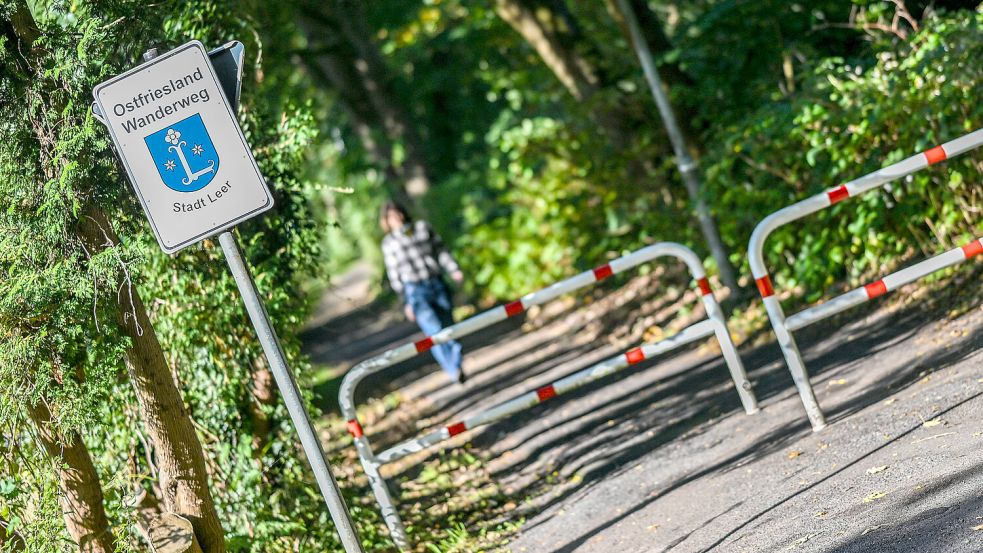 Der Ostfriesland-Wanderweg im Stadtgebiet von Leer bekommt einen neuen Belag. Foto: Klaus Ortgies
