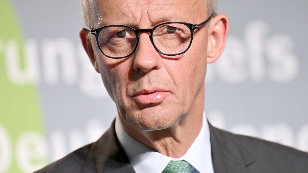 Die Ukraine soll nach dem Willen des Kanzlers von russischem Vermögen profitieren. Foto: Martin Schutt