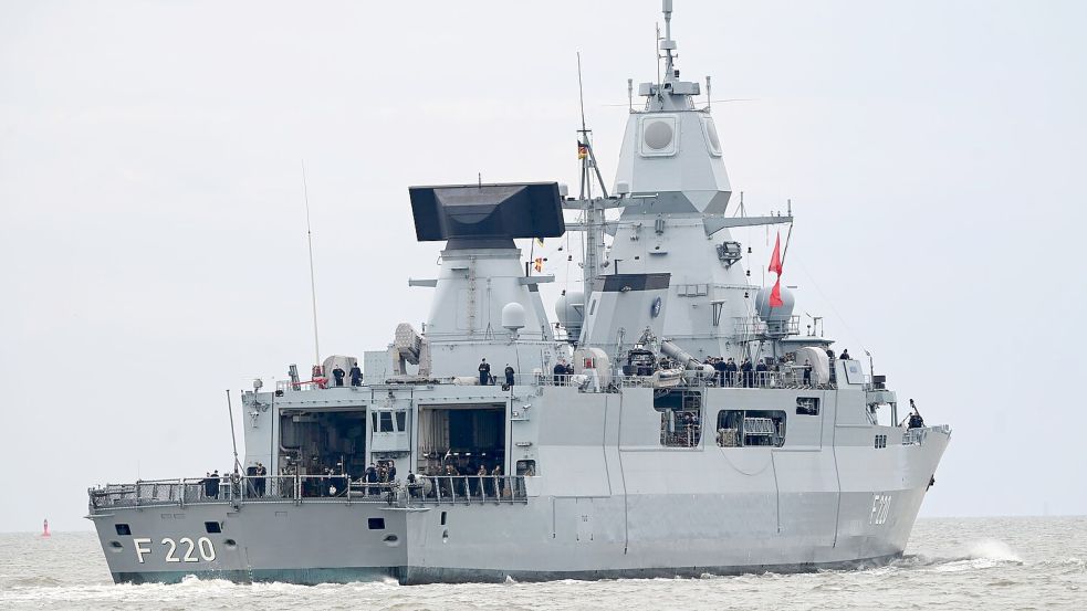 Die Fregatte „Hamburg“ ist im Rahmen einer Nato-Mission unterwegs. Foto: Lars Penning