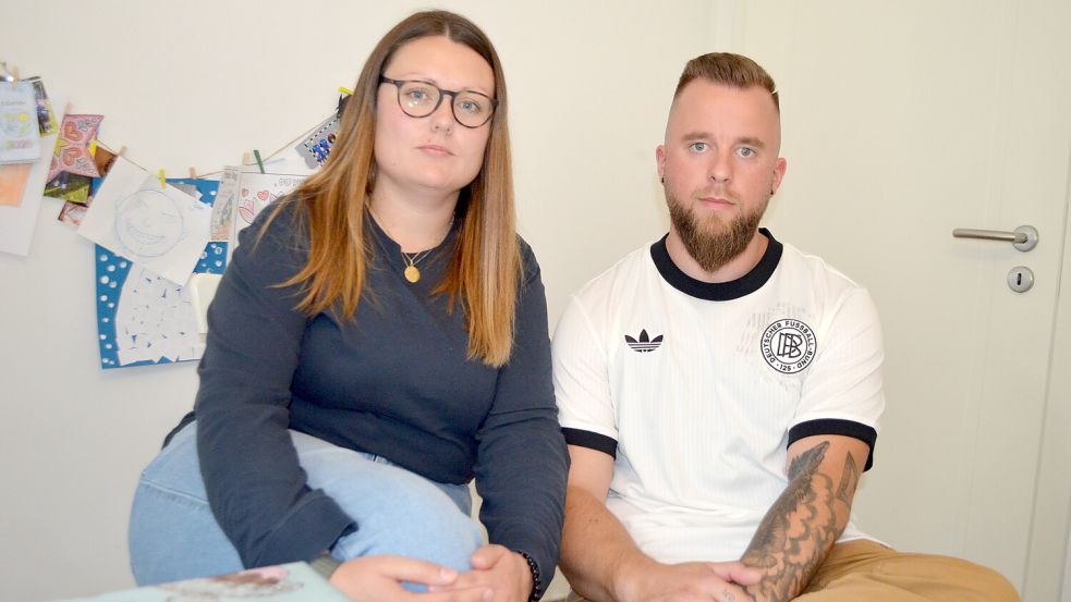 Lisa und Jan-Niklas Renner sind die Eltern des siebenjährigen Linus. Sie setzen sich sehr dafür ein, dass ihrem Kind die Teilhabe an einem normalen Schulalltag ermöglicht wird. Foto: Astrid Fertig