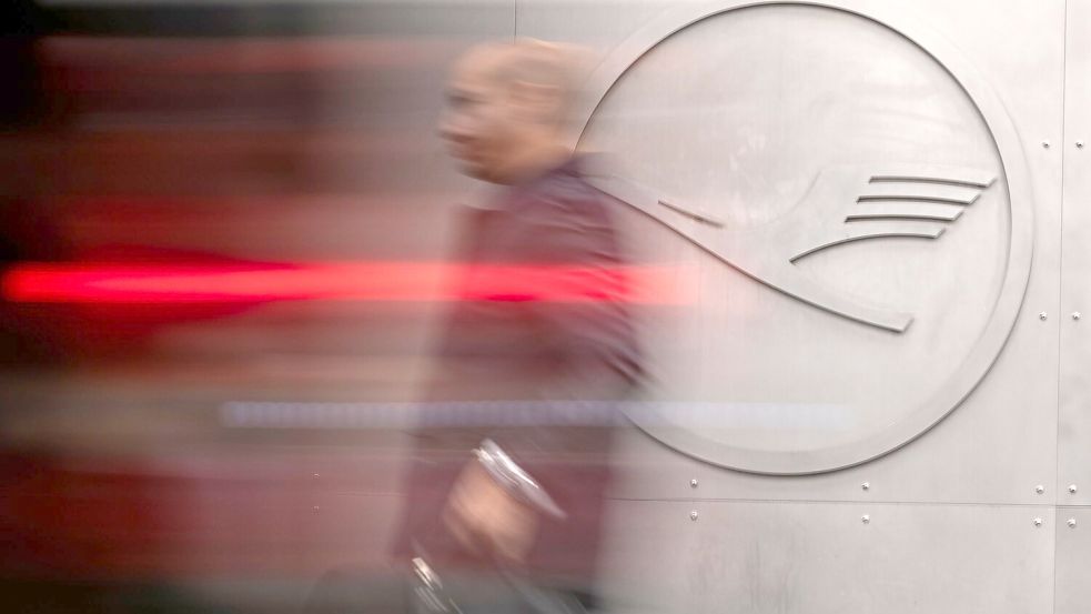 Der Lufthansa-Konzern will in seinen Verwaltungen 4000 Jobs streichen. Foto: Hannes P Albert