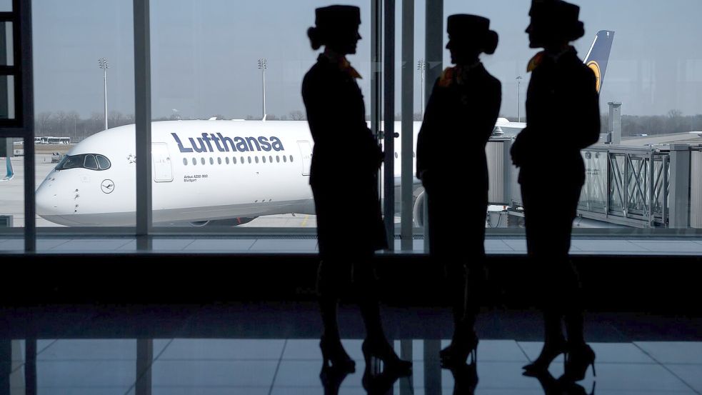 Beim fliegenden Personal will Lufthansa keine Jobs streichen. Foto: Sven Hoppe