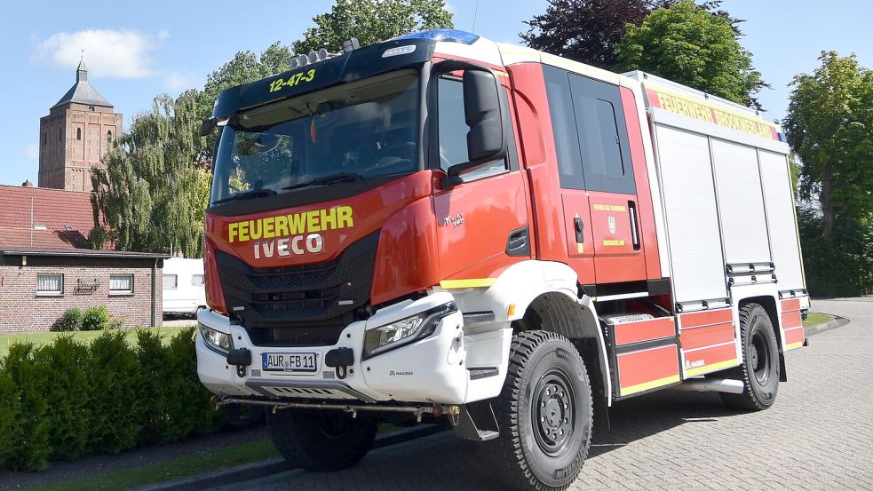 Ein Löschfahrzeug LF 20, ähnlich dem Wagen auf dem Foto von der Feuerwehr Osteel, soll die Freiwillige Feuerwehr Jheringsfehn bekommen. Foto: Thomas Dirks