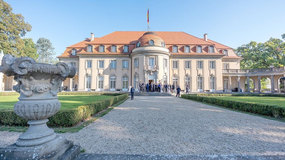 Der neue Tagungsort ist in Berlin. Foto: Michael Kappeler/dpa-pool/dpa