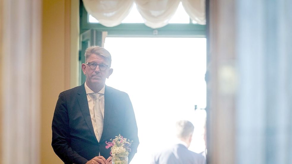 Kulturstaatsminister Weimer zum Auftakt der Klausur. Er reiste wegen eines Trauerfalls in der Familie kurzfristig ab. Foto: Kay Nietfeld/dpa