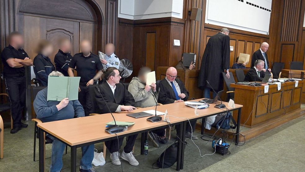 Die Angeklagten sollen laut Staatsanwaltschaft unerlässlich für den funktionierenden Betrieb der Plattform gewesen sein. Foto: Federico Gambarini/dpa