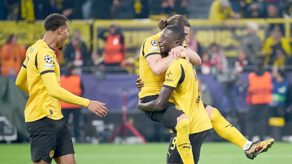 Sabitzer (Mitte) und Guirassy sorgten im Verbund für die Vorentscheidung und das 3:1. Foto: Bernd Thissen