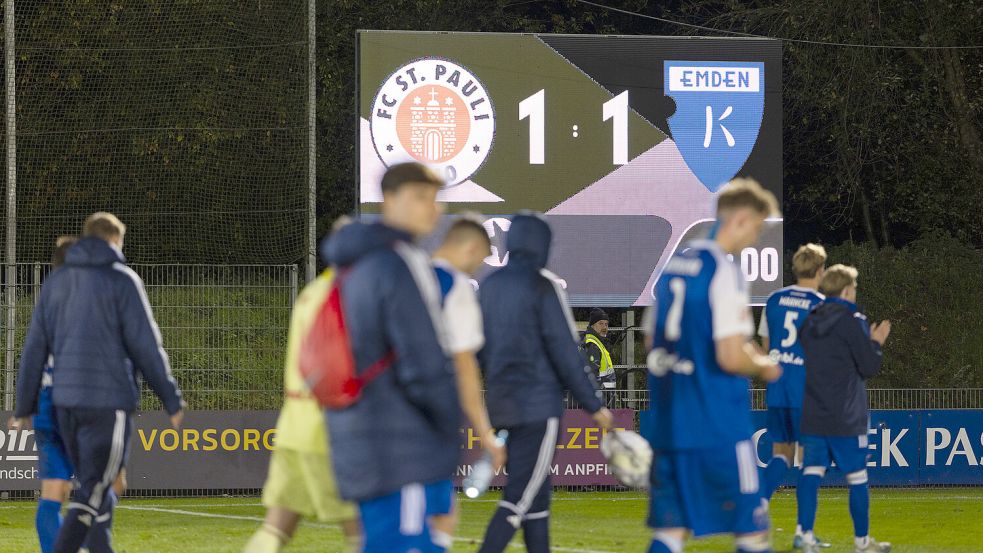 Was soll man mit dem Remis nun anfangen? Foto: Tobias Bruns