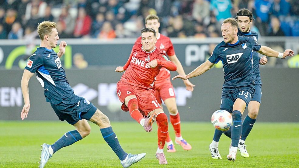 Rein damit: Kölns Said El Mala trifft zur Gästeführung. Foto: Uwe Anspach