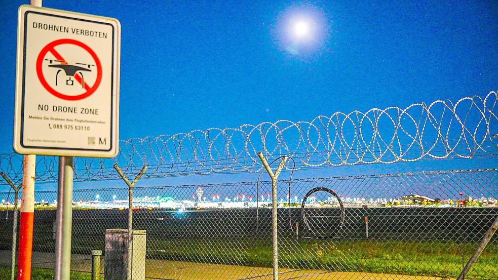 Noch ist unklar, ob es Drohnen waren. Foto: Enrique Kaczor/onw-images/dpa