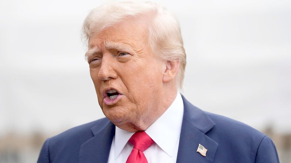 Trump ruft Israel zu einem Stopp der Bombardements auf. Foto: Mark Schiefelbein/AP/dpa