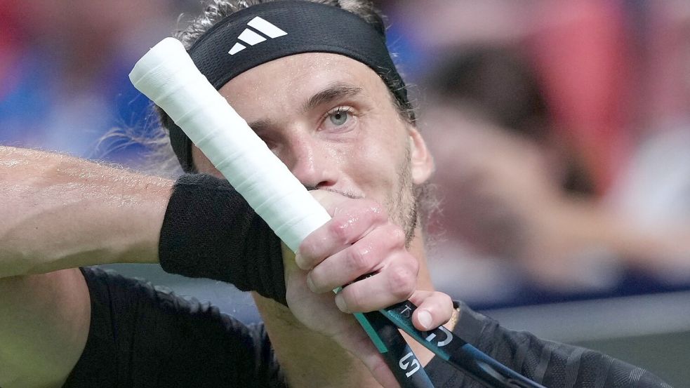 Alexander Zverev ist auch in Shanghai früh ausgeschieden. Foto: Andy Wong/AP/dpa
