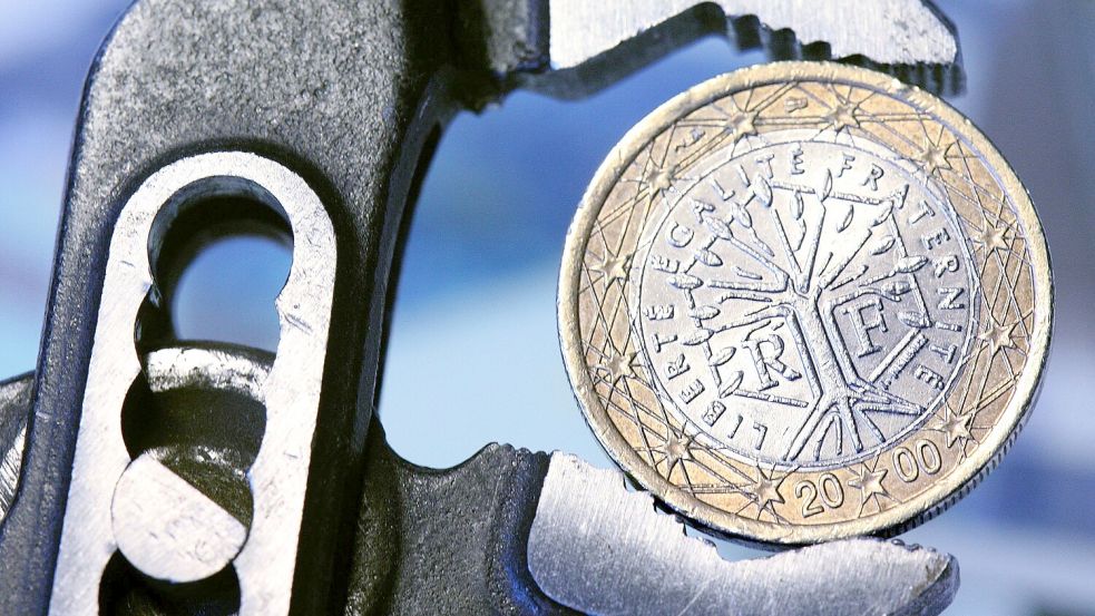 Nehmen Finanzspekulanten Frankreich in die Zange? (Symbolbild) Foto: picture alliance / dpa
