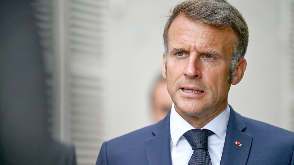 Macron muss entscheiden, ob er Neuwahlen ausruft oder ob es einen anderen Ausweg aus der Regierungskrise gibt (Archivbild). Foto: Philippe Magoni/EPA POOL/AP/dpa