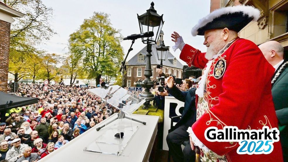 Ehrenherold Trevor Heeks bei der Gallimarkt-Eröffnung in Leer. Foto: Klaus Ortgies