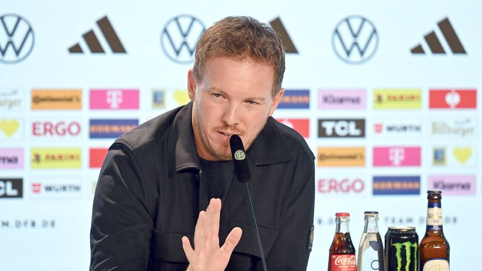 Julian Nagelsmann berichtet über seine Torwart-Pläne. Foto: Federico Gambarini