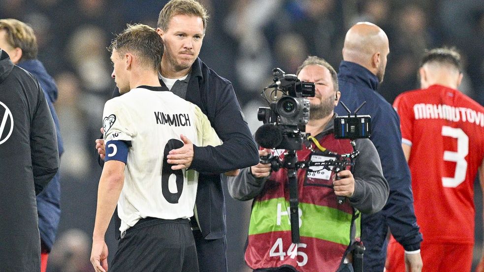Nagelsmann und Kimmich sind nach dem Spiel gegen Luxemburg zufrieden. Foto: Tom Weller