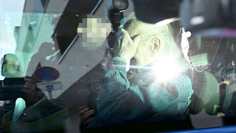 Die Justiz stellt dem Häftling eine negative soziale und mentale Prognose aus. (Archivbild) Foto: Helmut Fohringer