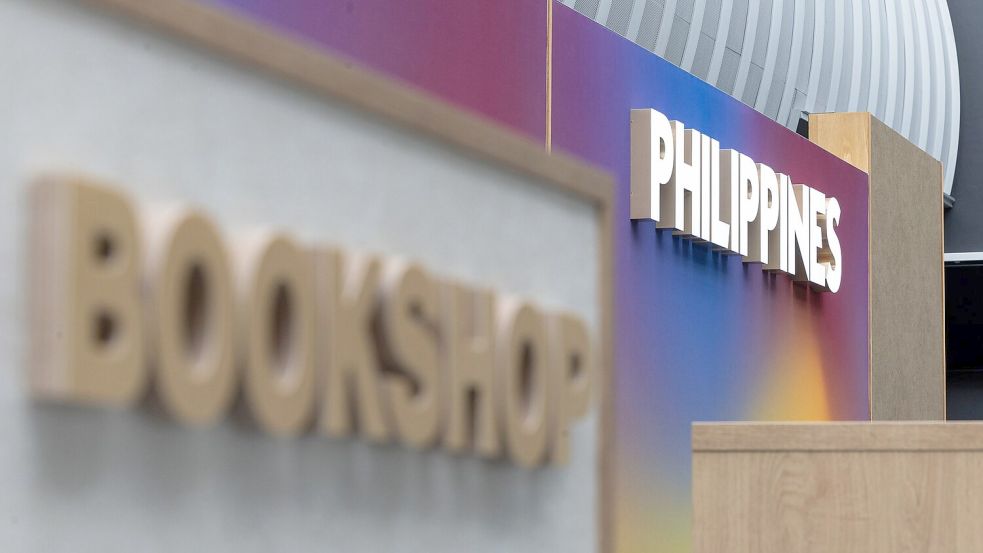 Auf der Buchmesse sind philippinische Autorinnen und Autoren live zu erleben. Foto: Hannes P Albert