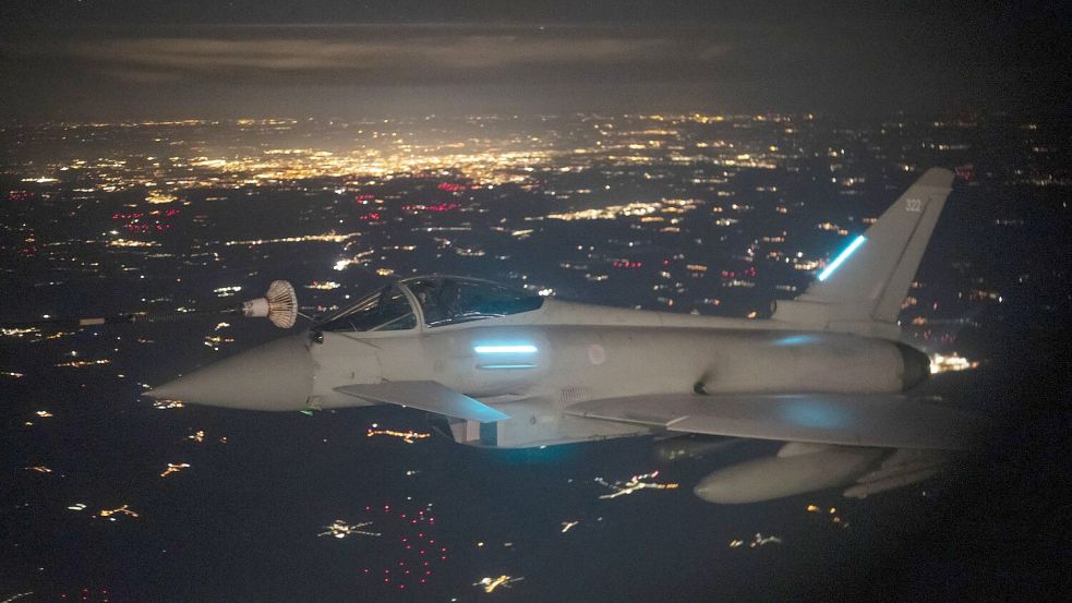 Reicht der aktuelle Nato-Einsatz an der Ostflanke zur Abschreckung gegen Russland aus? Das ist eine der Frage beim Verteidigungsministertreffen an diesem Mittwoch. (Archivbild) Foto: Ben Birchall