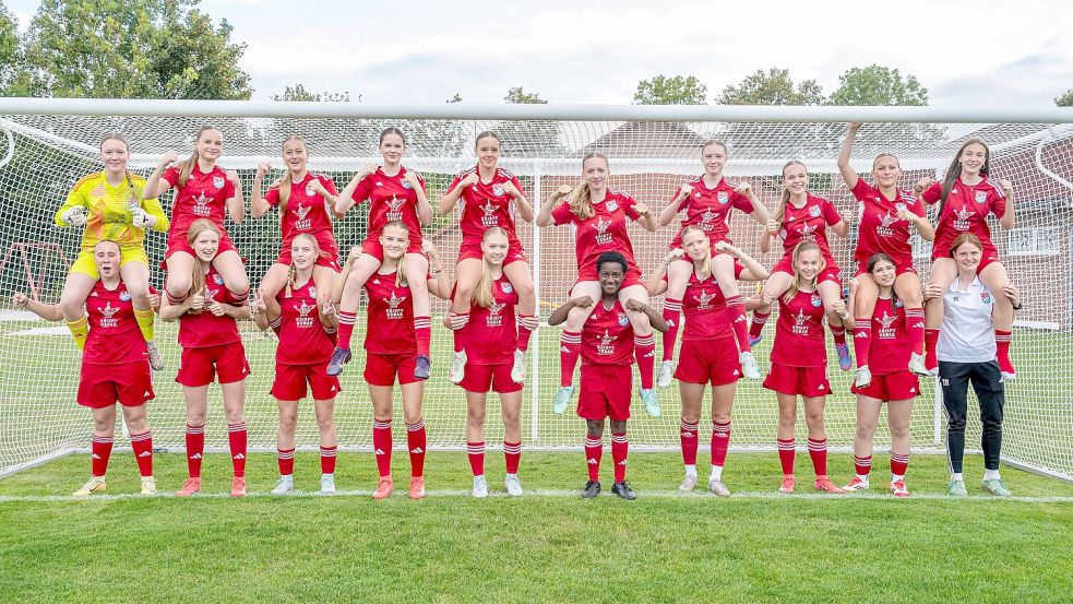 Ein starkes Team bilden die U17-Fußballerinnen des SV Timmel/Moormerland /Nortmoor. Fotos: Privat