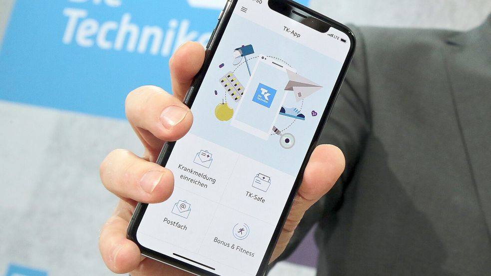 Das Aussehen der App für die elektronische Patientenakte hängt von der jeweiligen Krankenkasse ab. Foto: Wolfgang Kumm/dpa/dpa-tmn
