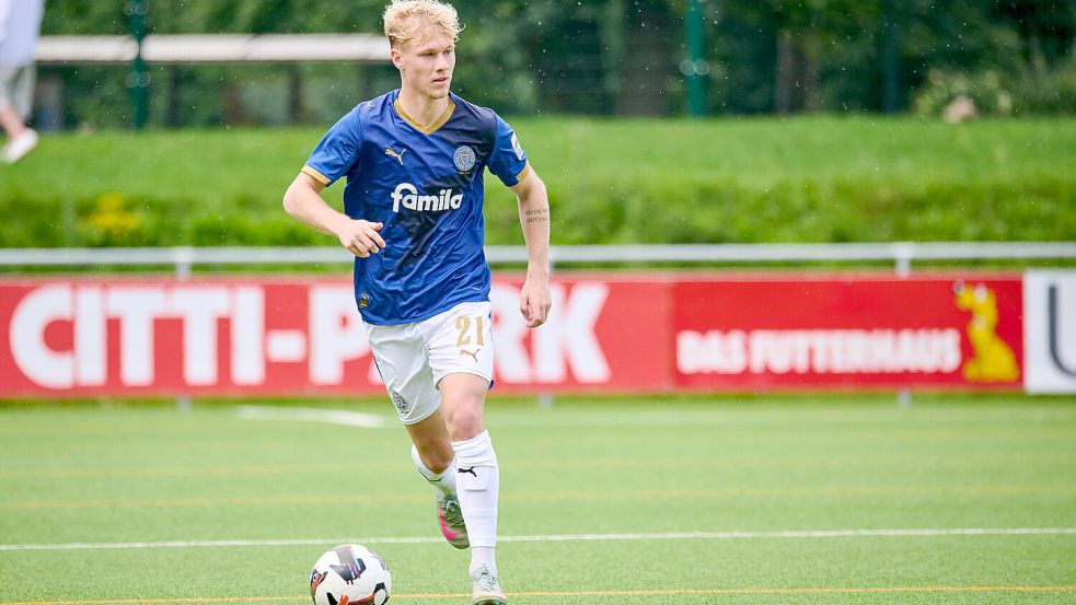 Luca Prasse trägt seit dieser Saison das Trikot von Holstein Kiel. Foto: Imago