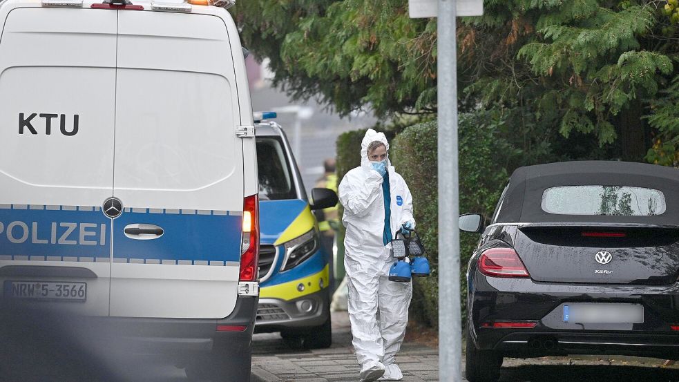 Nach dem Messerangriff auf die neue Bürgermeisterin von Herdecke (NRW) gab die Stadt nun bekannt, dass Iris Stalzer ihr Amt antreten wird. Foto: dpa/Bernd Thissen