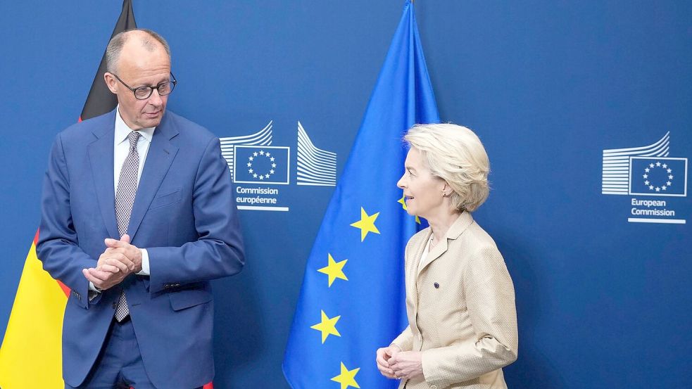 Will Kommissionspräsidentin Ursula von der Leyen konkrete Arbeitsaufträge erteilen: Bundeskanzler Friedrich Merz. (Archivbild) Foto: Virginia Mayo/AP/dpa