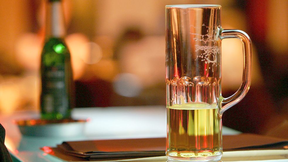 Es benötigte nach 30 Jahren ein Bier in der Nähe des Flughafens von Sydney, um den in den 90ern gefürchteten „Night Stalker“ zu identifizieren. Foto: DPA/Arno Burgi