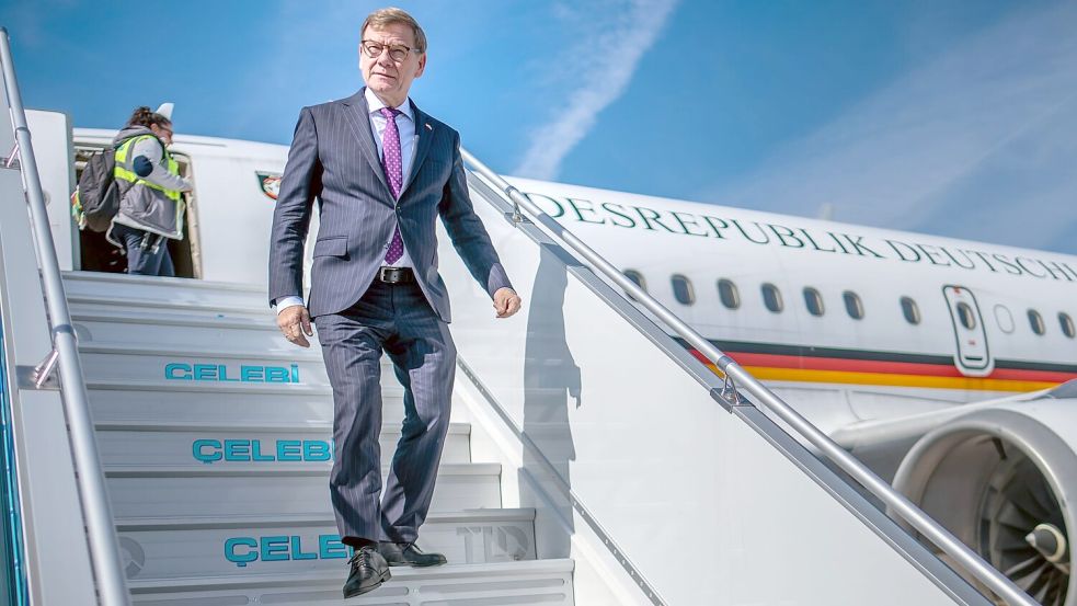 Außenminister Johann Wadephul wollte in den kommenden Tagen China besuchen. Daraus wird nun vorerst nichts. (Archivbild) Foto: Michael Kappeler/dpa