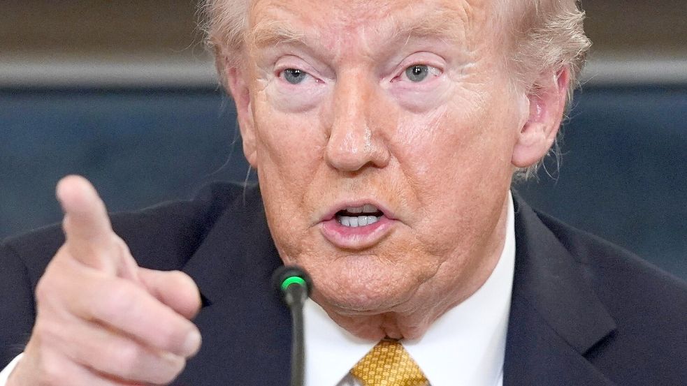 US-Präsident Trump hat die Handelsgespräche mit Kanada für beendet erklärt. (Archivbild) Foto: Evan Vucci/AP/dpa