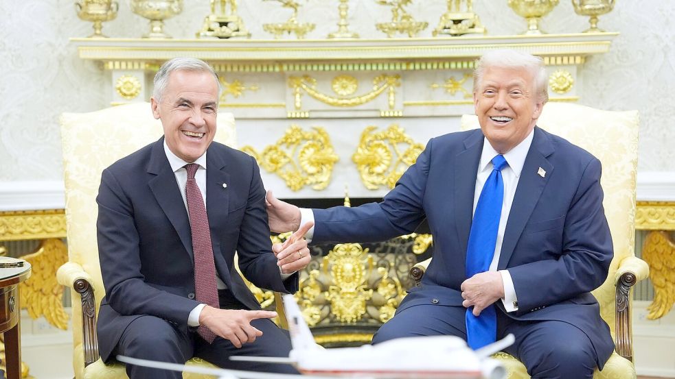 Vor wenigen Wochen war die Stimmung zwischen Kanadas Premierminister und dem US-Präsidenten noch gut. (Archivbild) Foto: Evan Vucci/AP/dpa