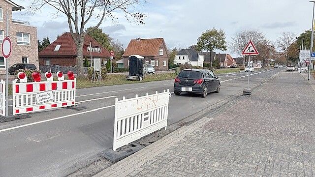 Durchfahrt frei? Die Baken standen am Freitagmittag offen. Foto: Henrik Zein