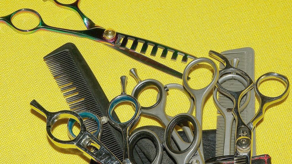 Die Chefs zweier Friseurgeschäfte und ein Steuerberater standen vor Gericht. Symbolfoto: Pixabay